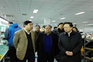 孝感市市委常委、常务副市长陈义国调研华工高理